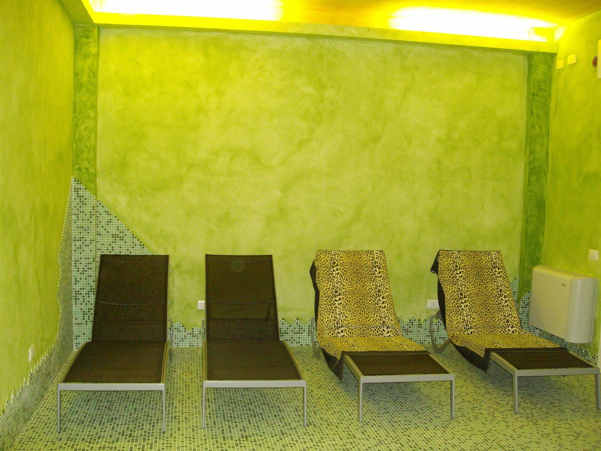 Residence Cleo Llido Degli Estensi Exterior foto